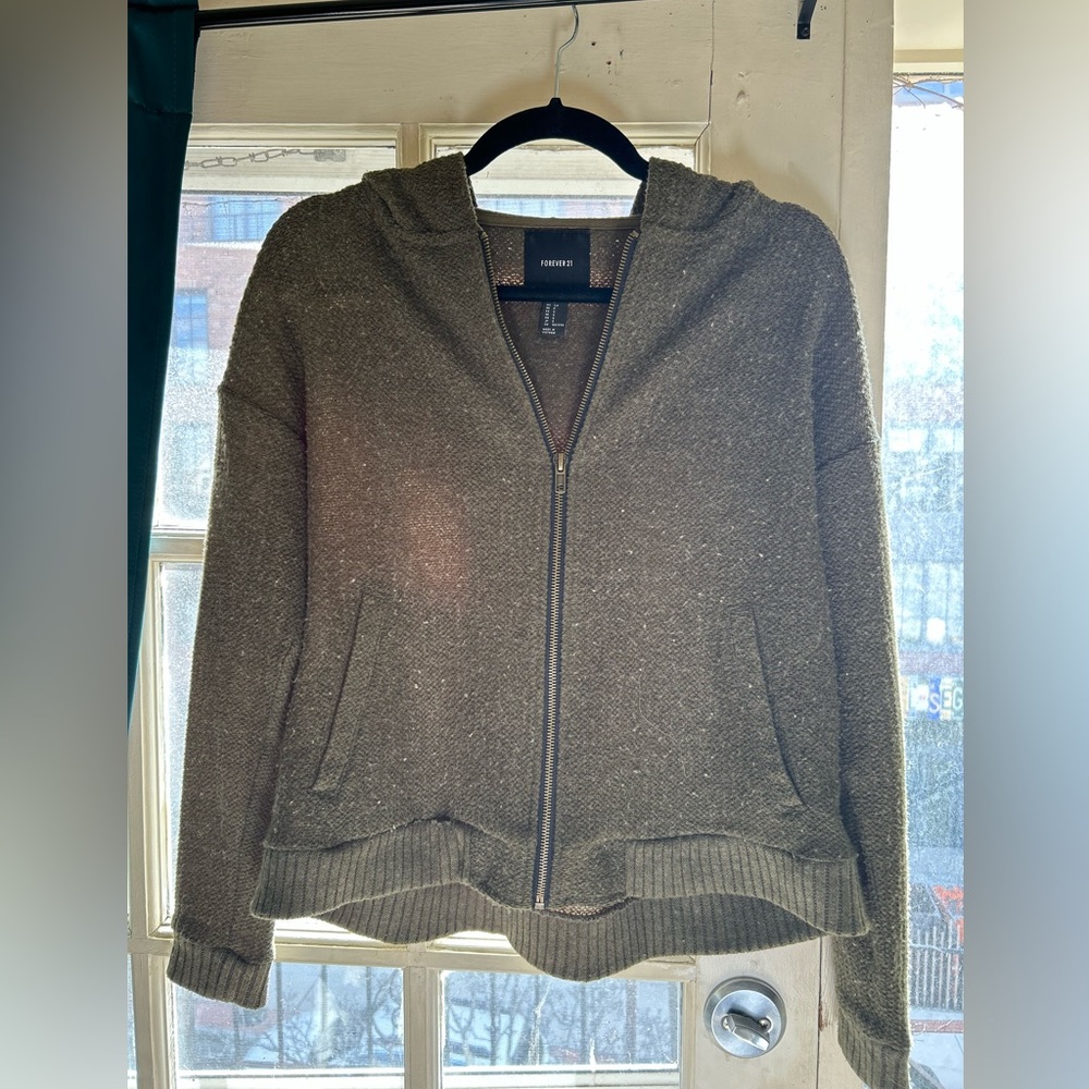 Green textured zip-up hoodie